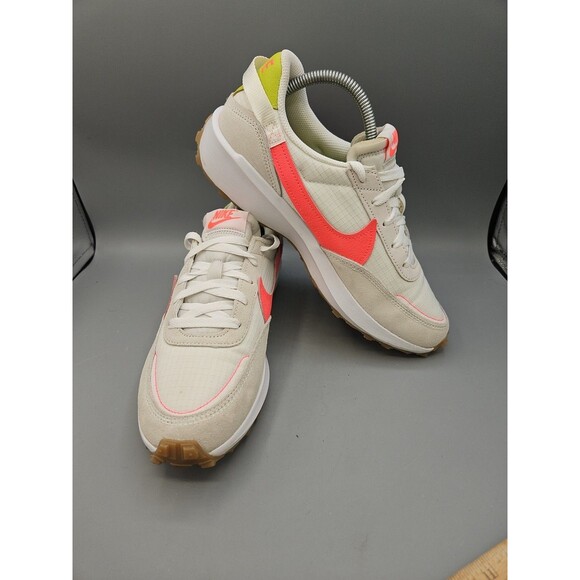 Nike Womens Waffle Debut FJ4572-100 White Casual Shoes Sneakers Size 9.5 - Picture 7 of 11